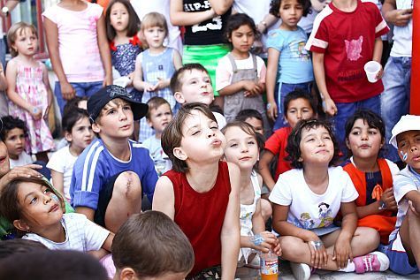 NIVEA_SOS Satele Copiilor_Poza_copii_SOS